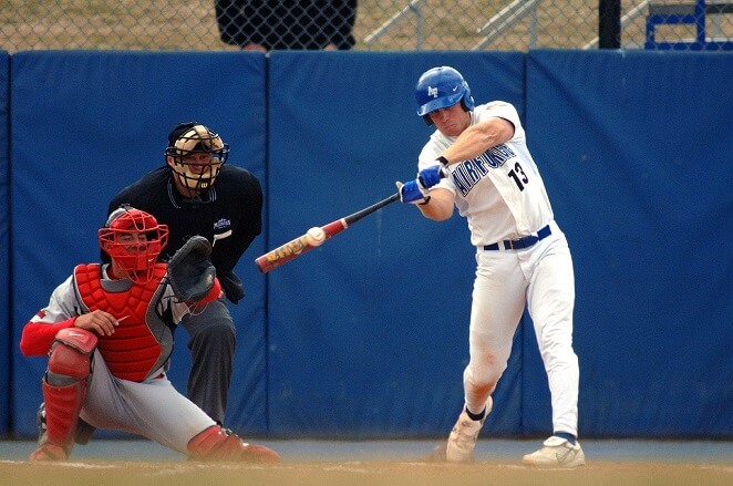 Big Barrel Bats Vs Regular Bats Contact