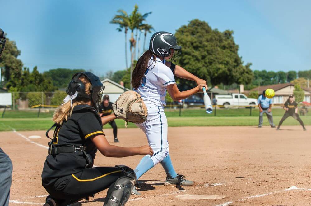 7 Differences Between Slowpitch And Fastpitch Softball